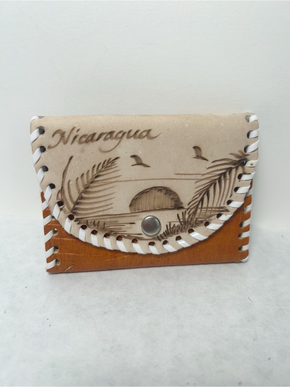 Handmade Nicaragua Leather Tri-fold Card Wallet with Whipstitching, Pyrography